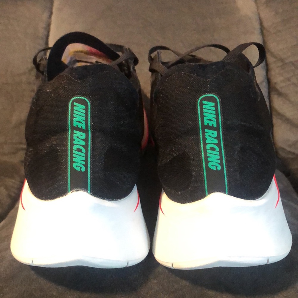 ✨SOLD✨Nike Men’s Zoom Fly SP Fast Black Red Orbit Running Shoes - Picture 4 of 9